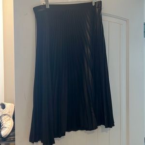 2 H&M Midi Skirts lot sz L